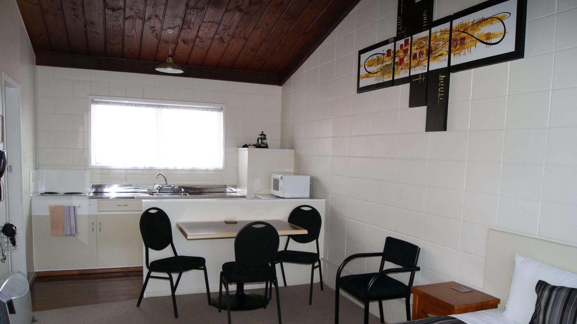 Tourist Court Motel Whakatane Eksteriør billede