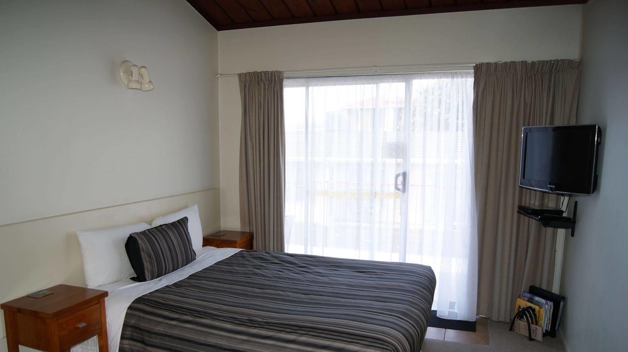 Tourist Court Motel Whakatane Eksteriør billede