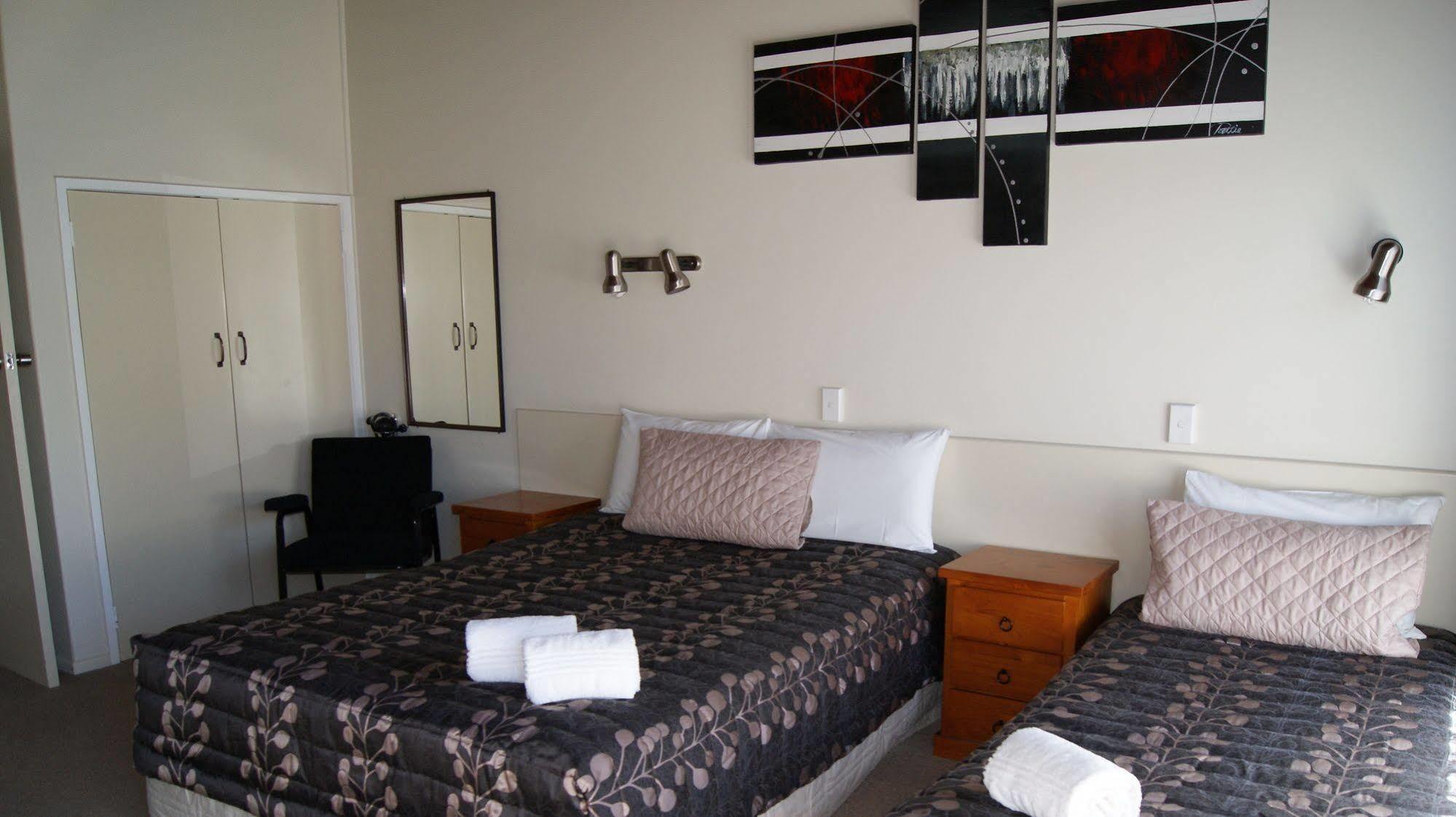 Tourist Court Motel Whakatane Eksteriør billede