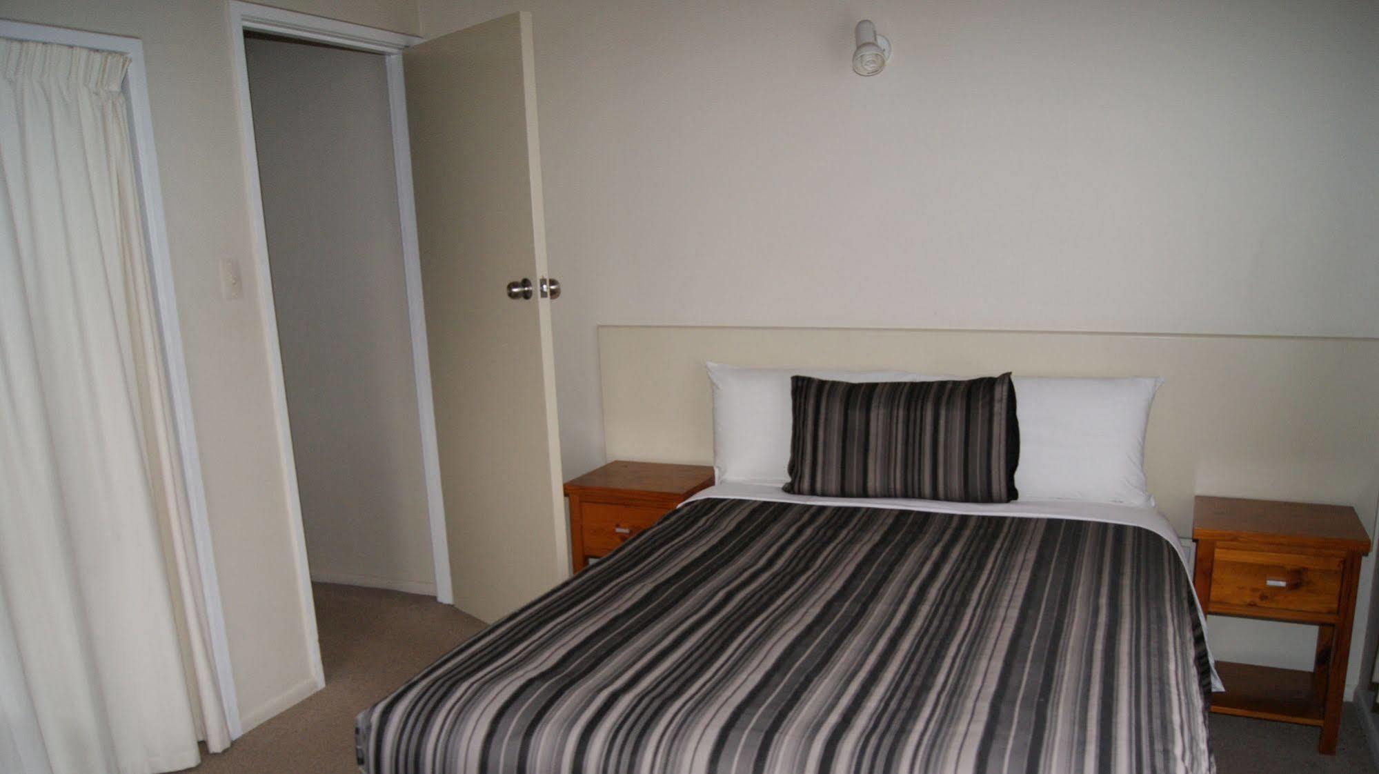 Tourist Court Motel Whakatane Eksteriør billede